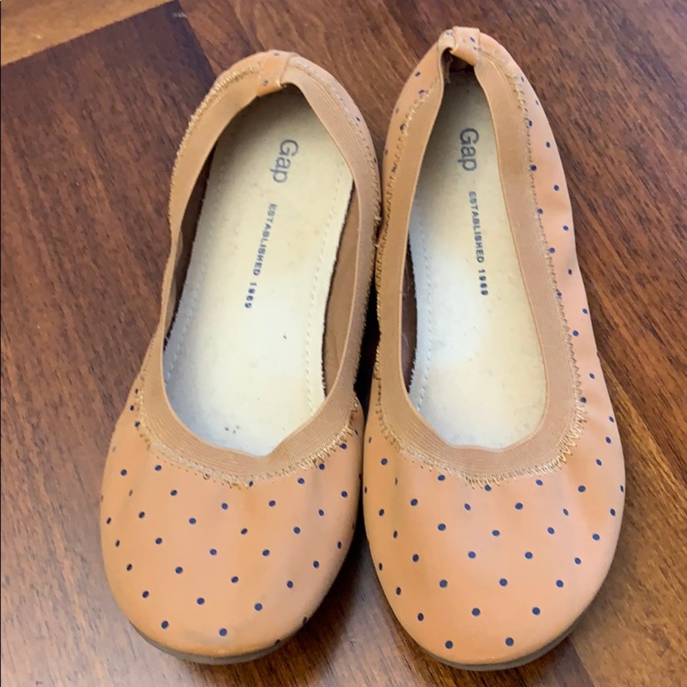 Gap ballet flats